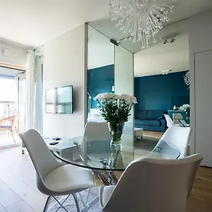 Vipwarsawapartments Sapphire Mennica Апартаменты